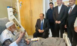 المالكي يجري زيارة لسماحة المرجع الديني محمد إسحاق الفياض.